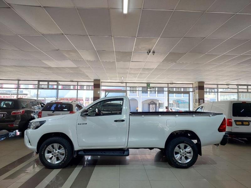 2017 Toyota Hilux 2.4GD-6 4x4 SRX For Sale in KZN