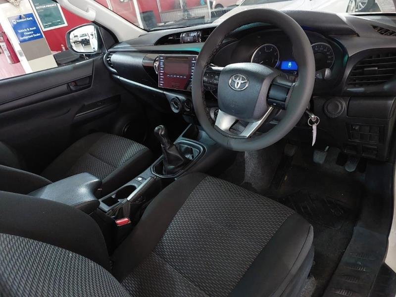 2017 Toyota Hilux 2.4GD-6 4x4 SRX For Sale in KZN