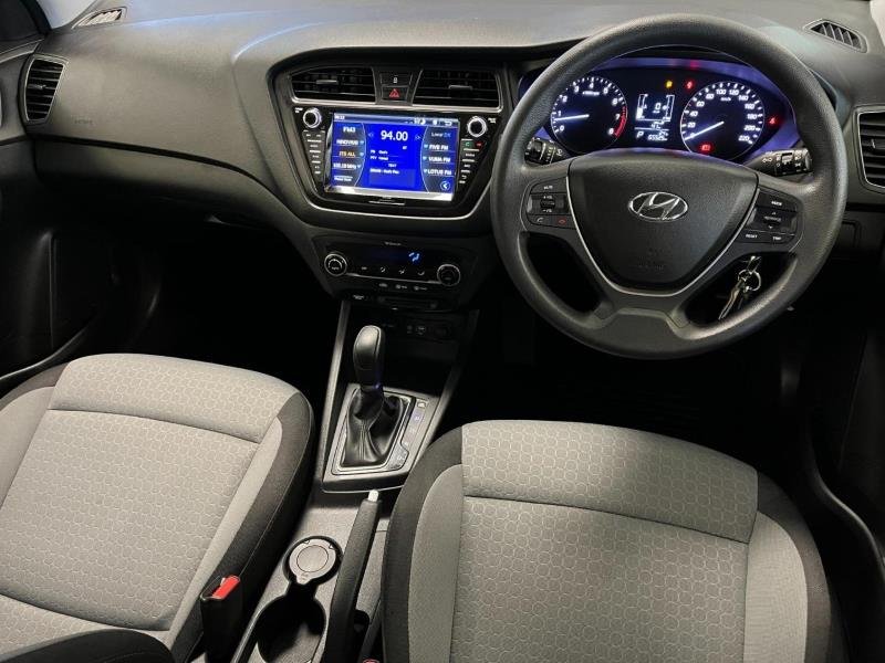 2017 Hyundai i20 1.4 Fluid Auto For Sale in KZN