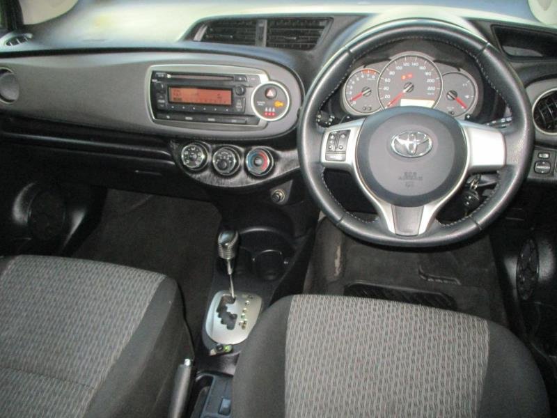 2013 Toyota Yaris 5-Door 1.3 XS Auto For Sale in KZN
