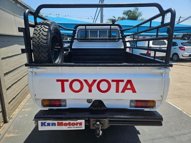 2006 Toyota Land Cruiser 70 4.2D For Sale in KZN