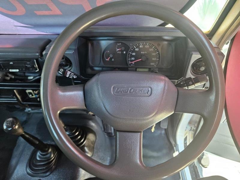 2006 Toyota Land Cruiser 70 4.2D For Sale in KZN