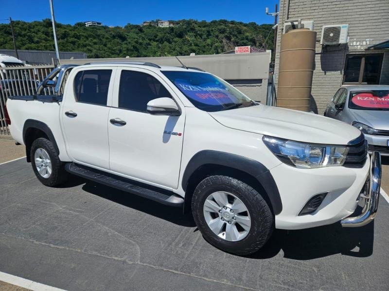 2017 Toyota Hilux 2.4GD-6 Double Cab SRX For Sale in KZN