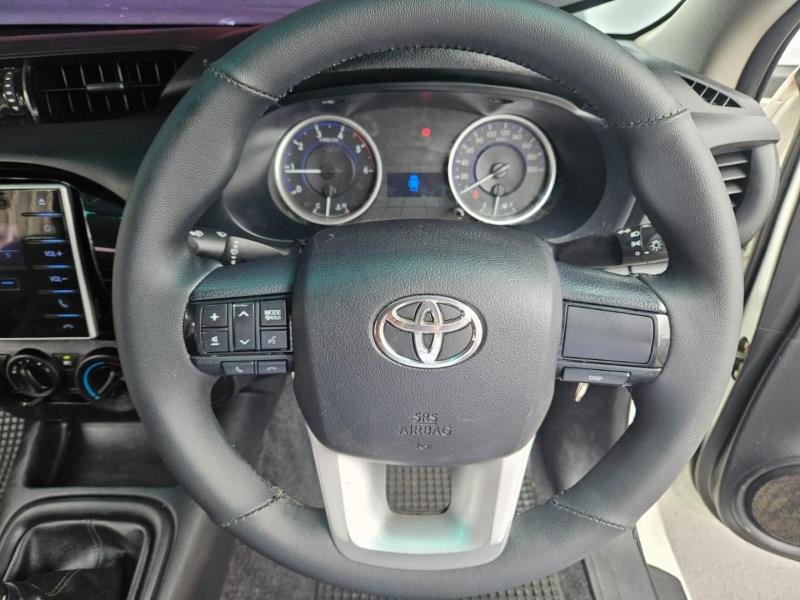 2017 Toyota Hilux 2.4GD-6 Double Cab SRX For Sale in KZN
