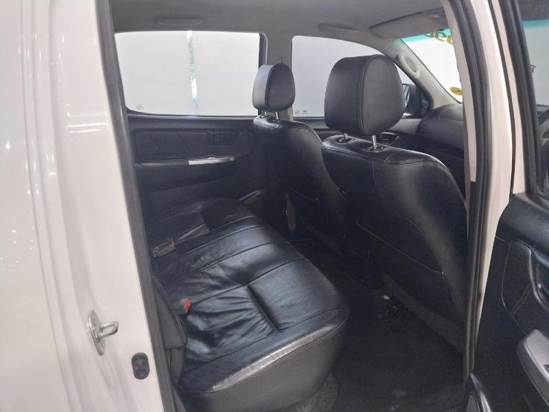2015 Toyota Hilux 3.0D-4D Raider Dakar Edition For Sale in KZN