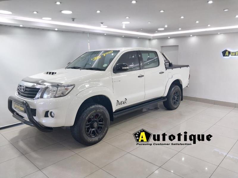 2015 Toyota Hilux 3.0D-4D Raider Dakar Edition For Sale in KZN