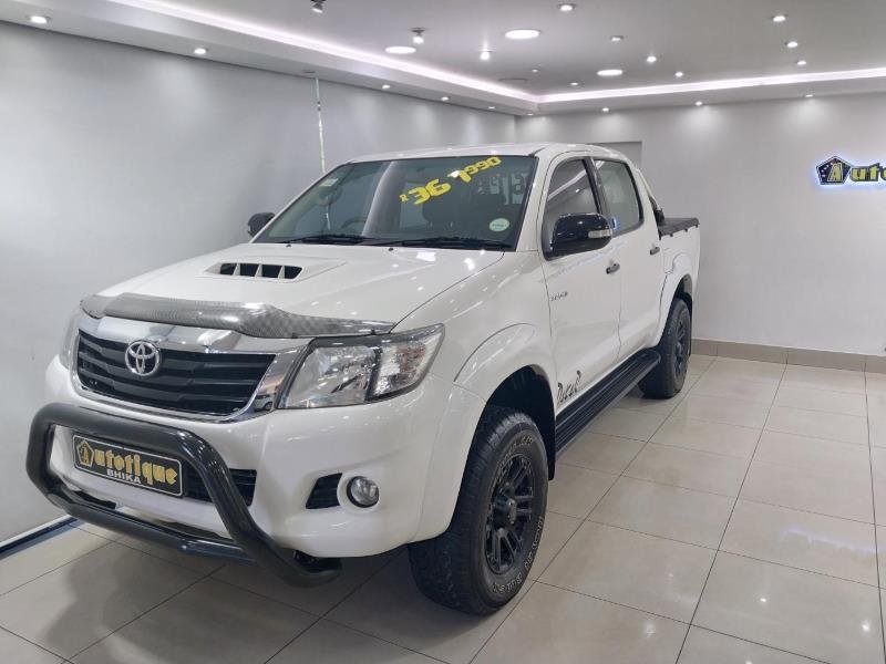 2015 Toyota Hilux 3.0D-4D Raider Dakar Edition For Sale in KZN