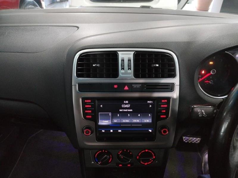 2017 Volkswagen Polo Hatch 1.2TSI Highline Auto For Sale in KZN