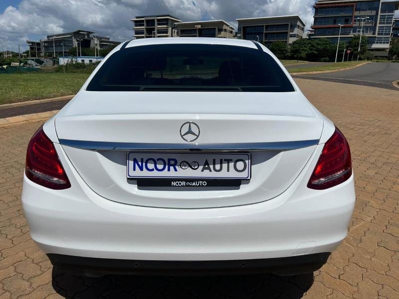 2017 Mercedes-Benz C-Class C180 Avantgarde Auto For Sale in KZN