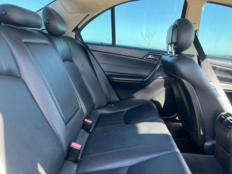 2004 Mercedes-Benz C-Class C180K Classic Auto For Sale in KZN