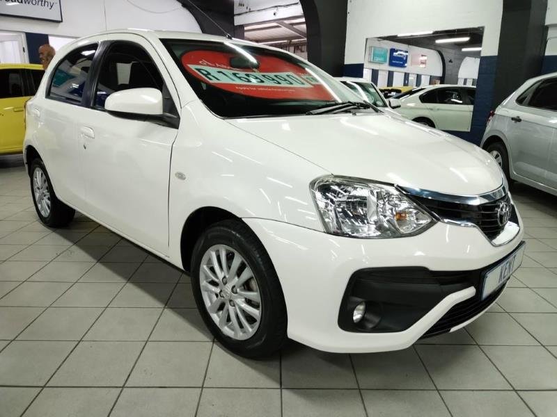 2019 Toyota Etios hatch 1.5 Sprint For Sale in KZN