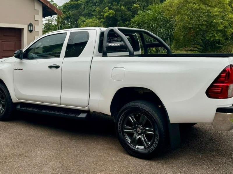 2022 Toyota Hilux 2.4GD-6 Xtra Cab Raider Auto For Sale in KZN