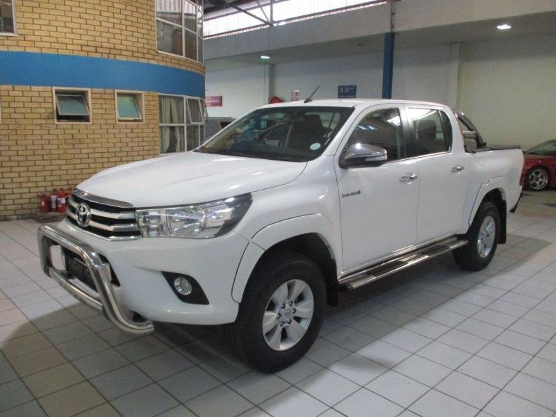 2016 Toyota Hilux 2.8GD-6 Double Cab Raider Full specs