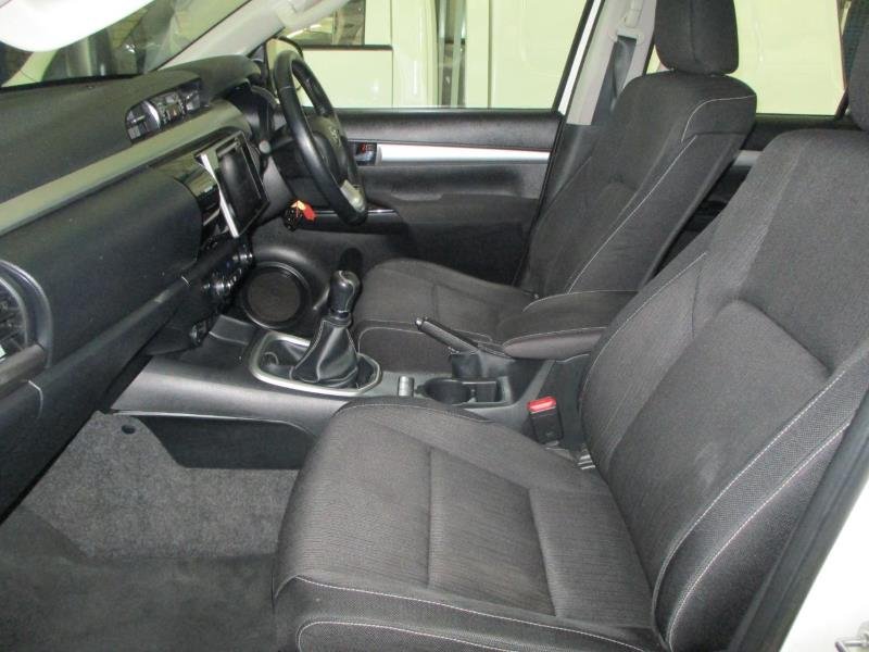 2016 Toyota Hilux 2.8GD-6 Double Cab Raider Full specs