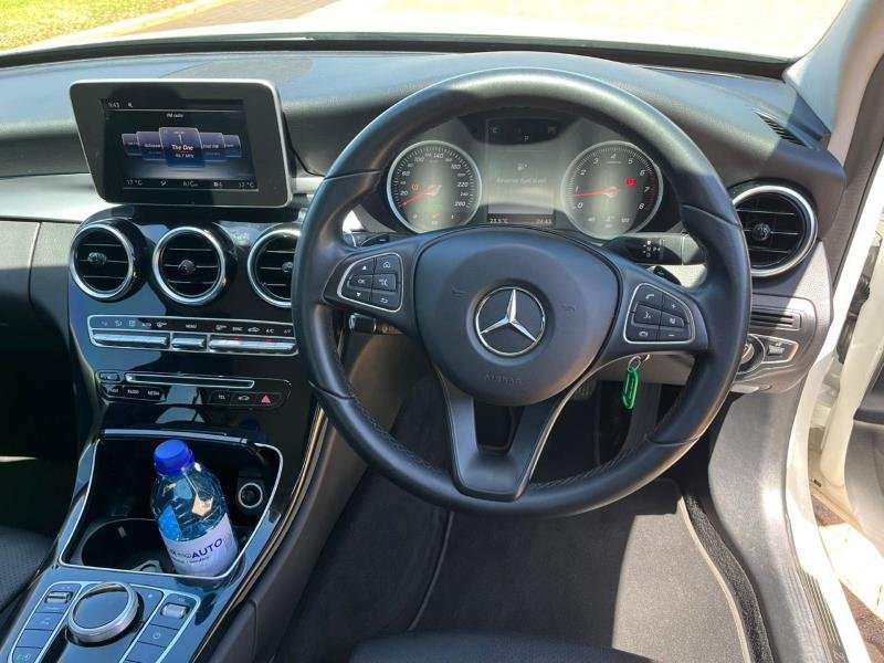 2017 Mercedes-Benz C-Class C180 Avantgarde Auto For Sale in KZN