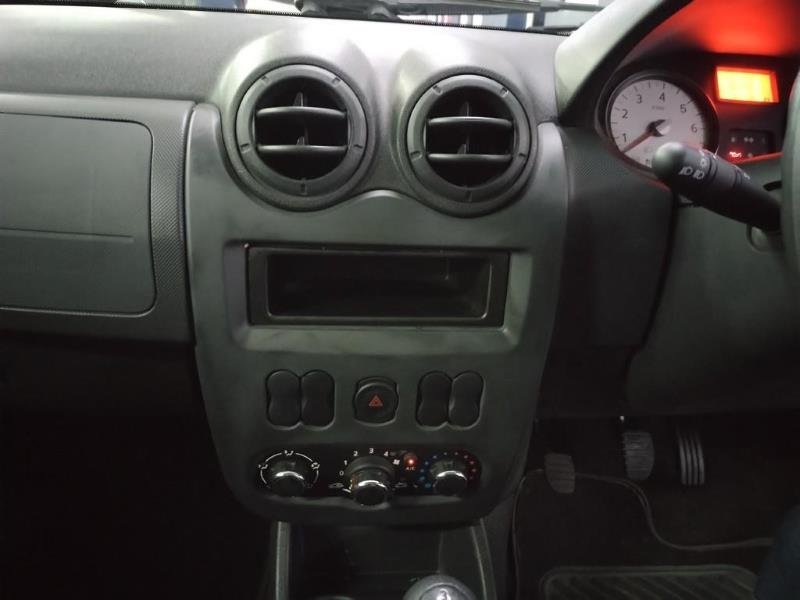 2022 Nissan NP200 1.6i (Aircon) Safety Pack For Sale in KZN