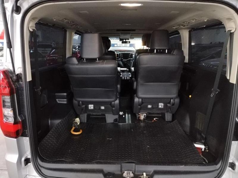 2020 Toyota Quantum 2.8 LWB bus 9-seater VX Premium For Sale in KZN