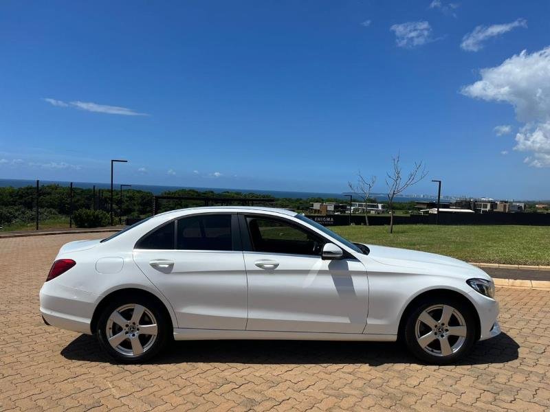 2017 Mercedes-Benz C-Class C180 Avantgarde Auto For Sale in KZN