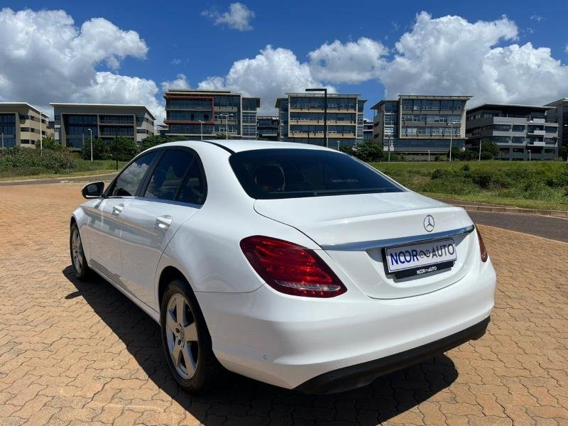 2017 Mercedes-Benz C-Class C180 Avantgarde Auto For Sale in KZN