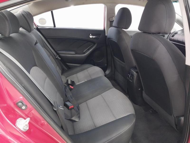 2013 Kia Cerato Sedan 1.6 EX For Sale in KZN