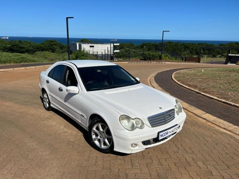 2004 Mercedes-Benz C-Class C180K Classic Auto For Sale in KZN