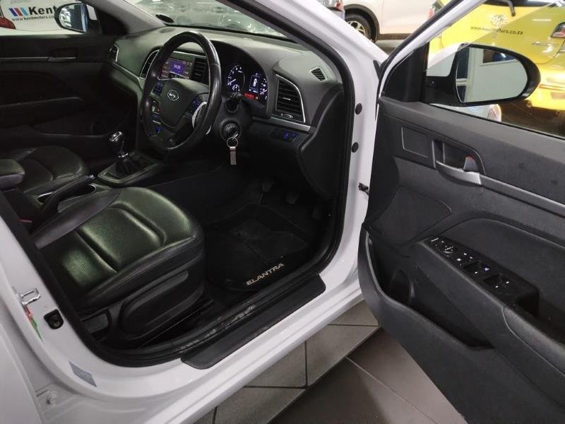 2019 Hyundai Elantra 1.6 Executive For Sale in KZN