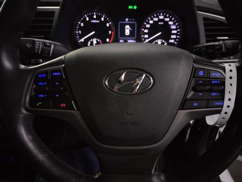 2019 Hyundai Elantra 1.6 Executive For Sale in KZN