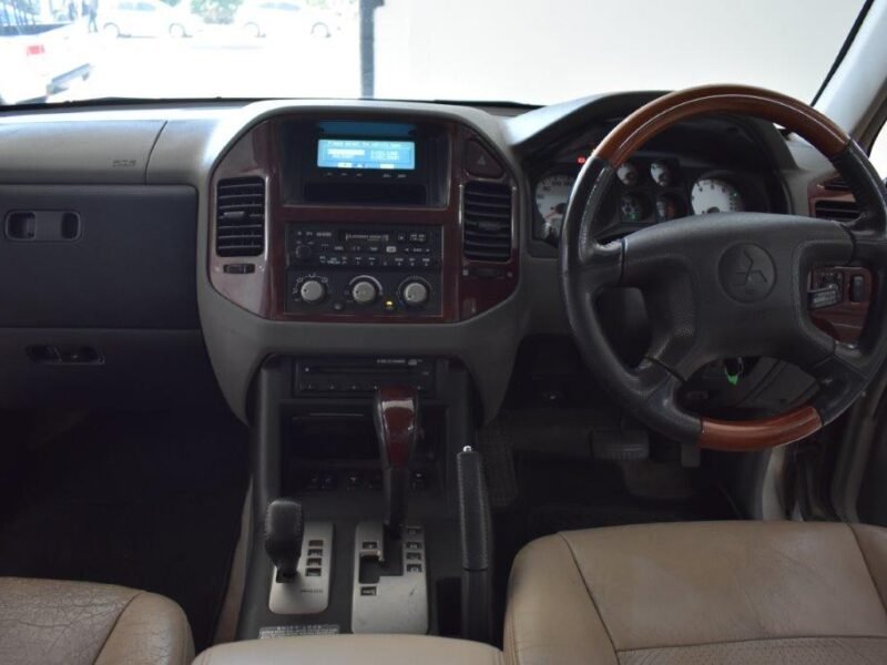 2005 Mitsubishi Pajero 3200 DI-D GLS Auto For Sale in KZN