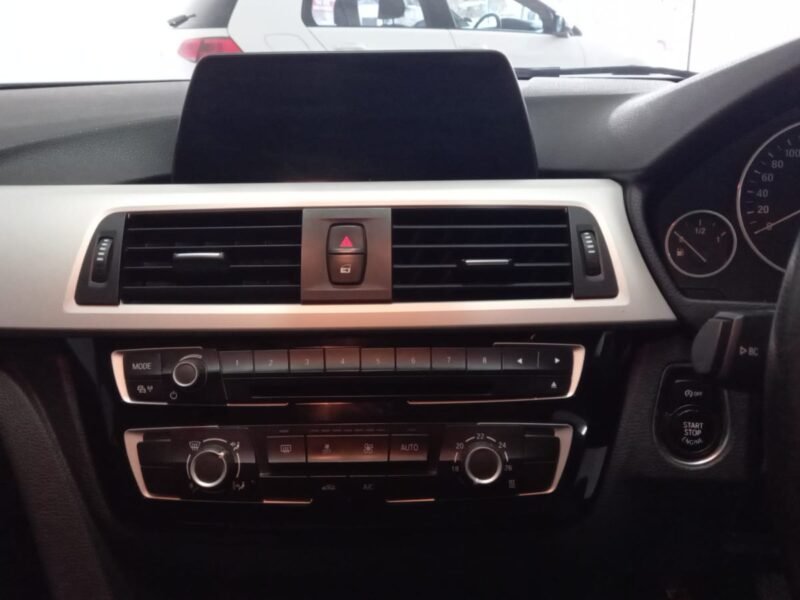 2018 BMW 3 Series 318i Auto For Sale in KZN