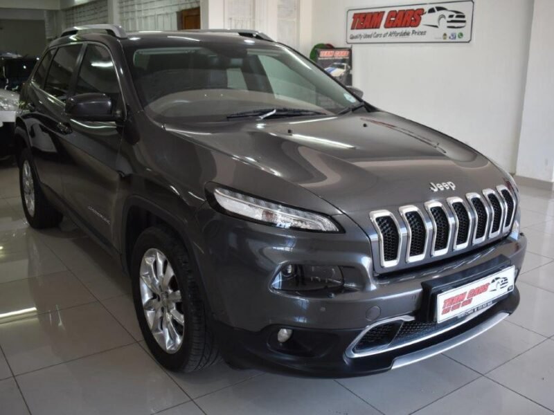 2015 Jeep Cherokee 3.2L 4x4 Limited For Sale in KZN