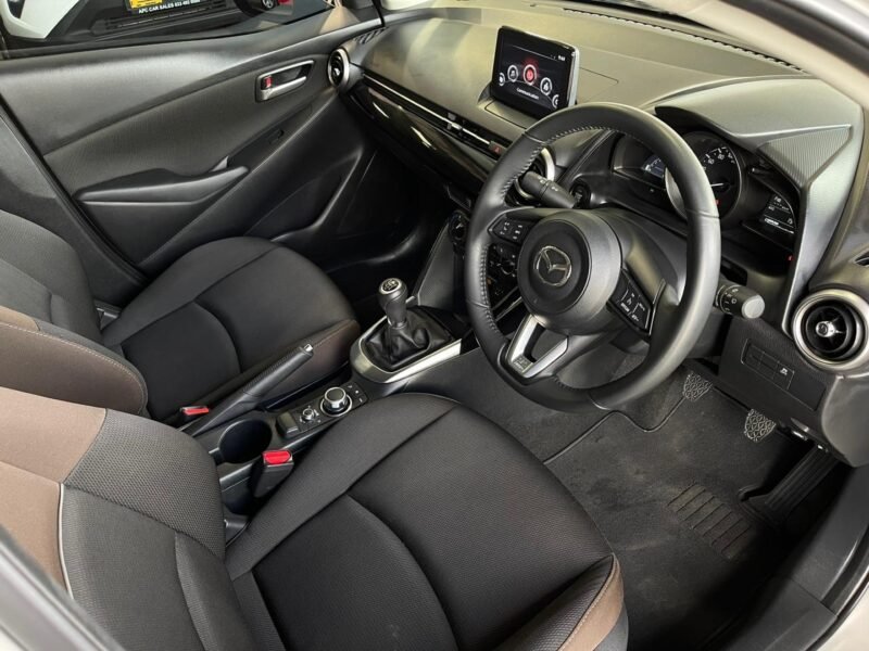 2022 Mazda Mazda2 1.5 Dynamic For Sale in KZN