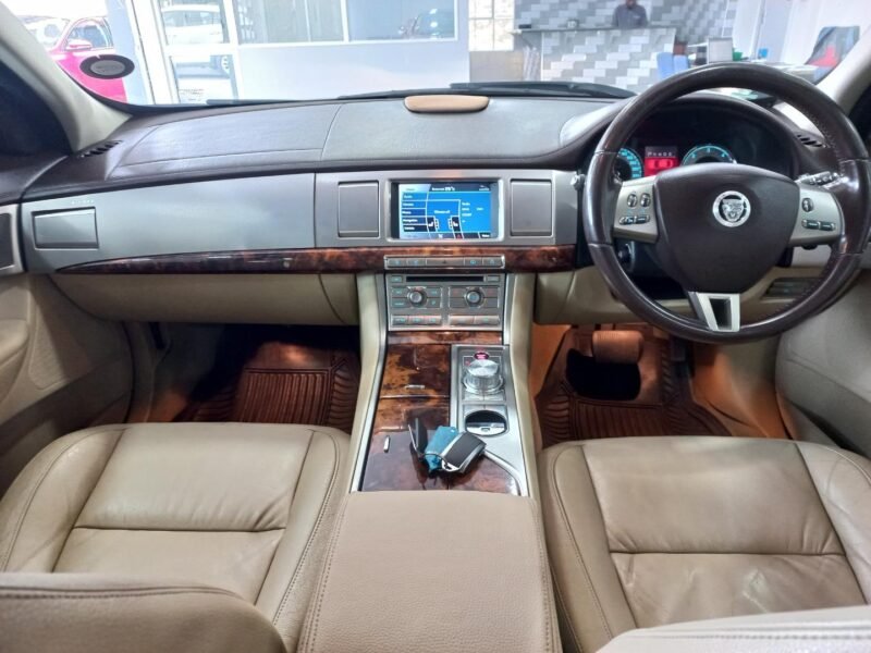 2010 Jaguar XF 3.0D Luxury For Sale in KZN