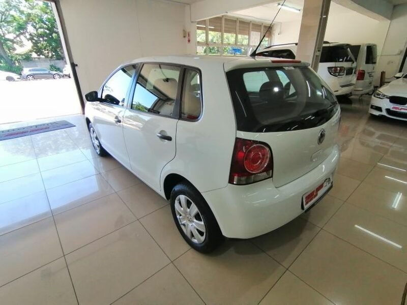 2016 Volkswagen Polo Vivo HATCH 1.4 CONCEPTLINE For Sale in KZN