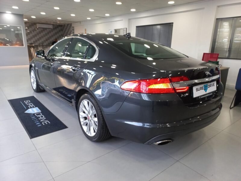 2013 Jaguar XF 2.0 i4 Luxury For Sale in KZN
