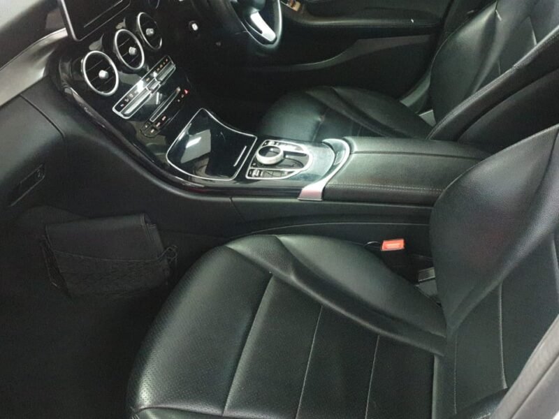 2018 Mercedes-Benz C-Class C180 Avantgarde Auto For Sale in KZN