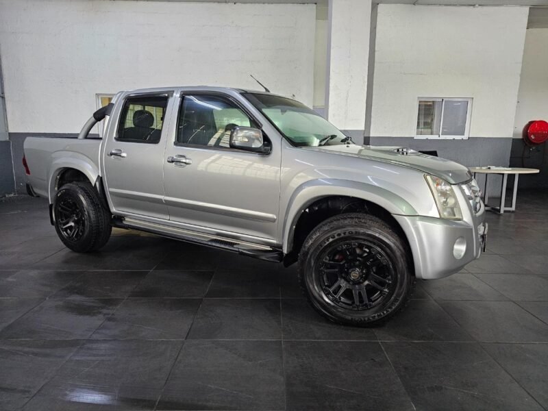 2008 Isuzu KB 300D-Teq Double Cab LX For Sale in KZN