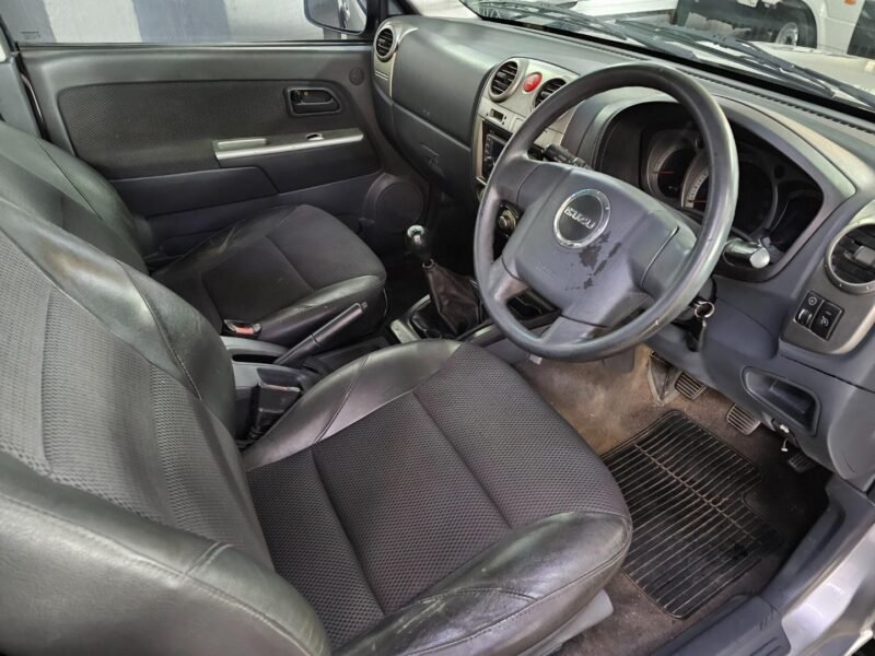 2008 Isuzu KB 300D-Teq Double Cab LX For Sale in KZN