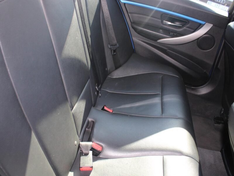 2016 BMW 3 Series 318i M Sport auto For Sale in KZN