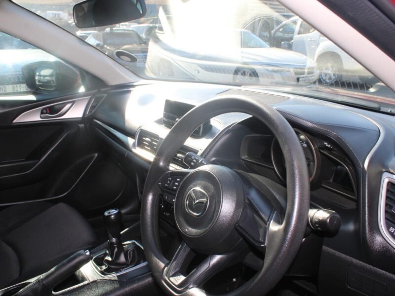 2018 Mazda Mazda3 Hatch 1.6 Original For Sale in KZN