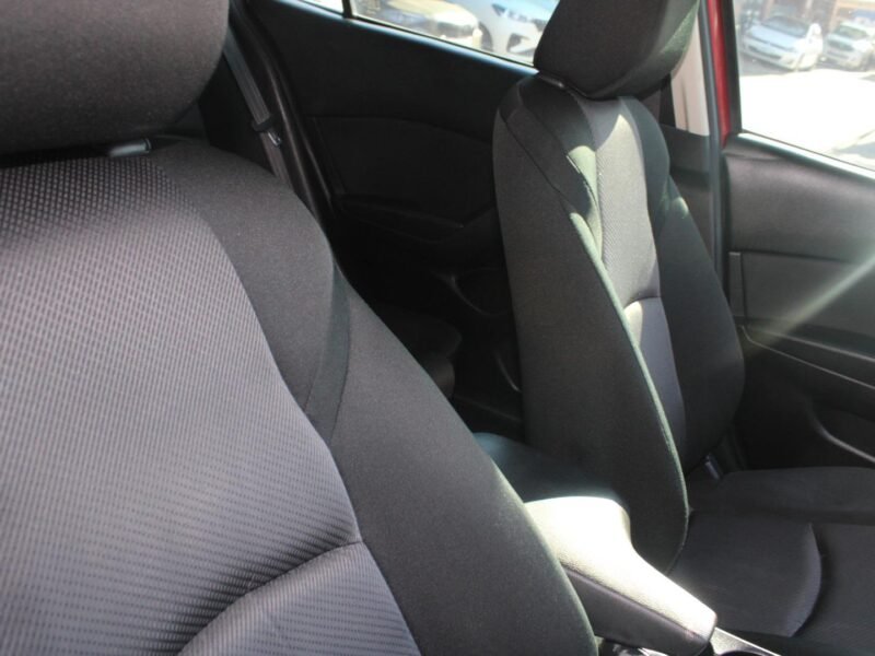 2018 Mazda Mazda3 Hatch 1.6 Original For Sale in KZN