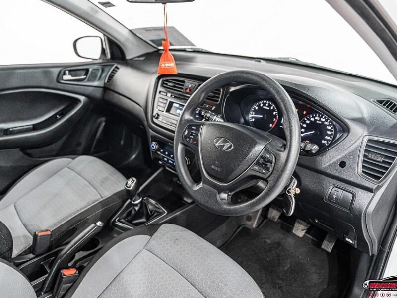 2017 Hyundai i20 1.4 Fluid For Sale in KZN