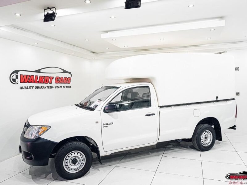 2006 Toyota Hilux 2.0 For Sale in KZN