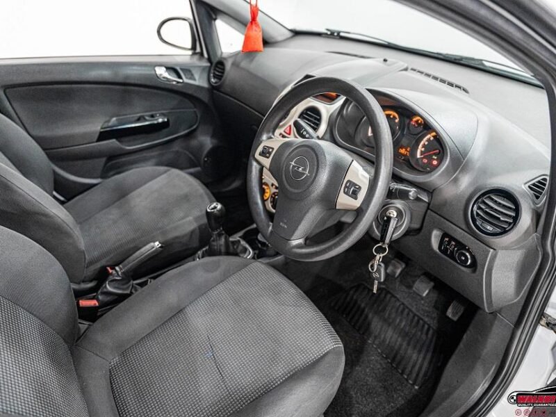 2010 Opel Corsa 1.4 Essentia For Sale in KZN