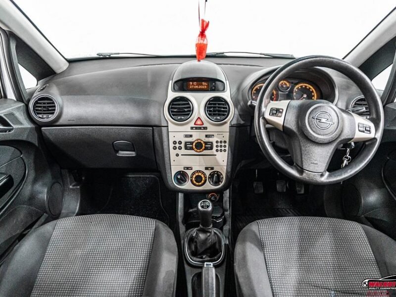 2010 Opel Corsa 1.4 Essentia For Sale in KZN