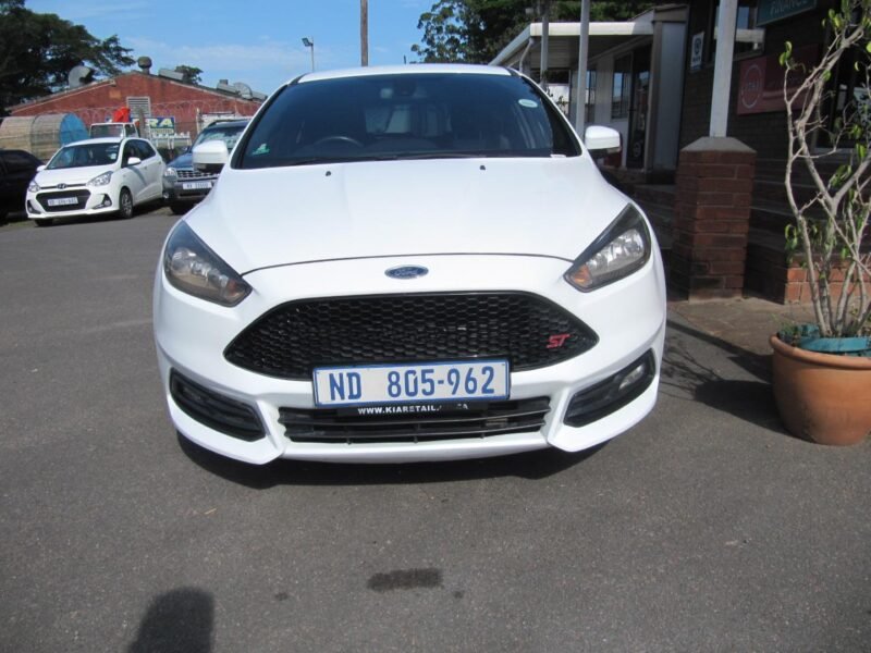 2017 Ford Focus ST 1 For Sale in KZN