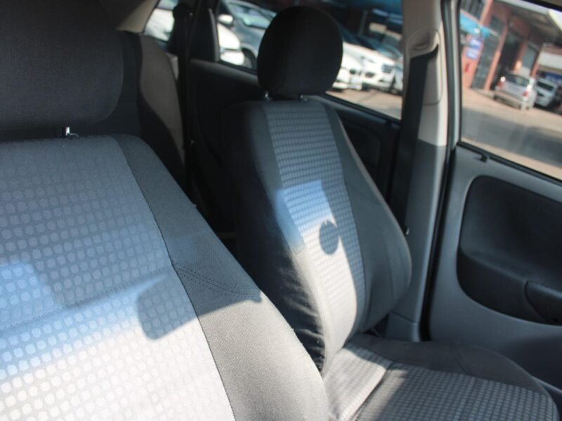 2005 Opel Corsa 1.4 Club For Sale in KZN