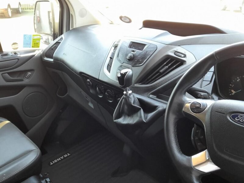 2021 Ford Tourneo Custom 2.2TDCi SWB Limited For Sale in KZN