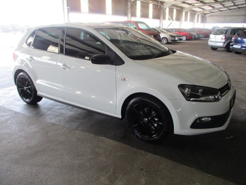2024 Volkswagen Polo Vivo Hatch 1.4 Comfortline For Sale in KZN