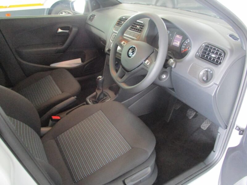 2024 Volkswagen Polo Vivo Hatch 1.4 Comfortline For Sale in KZN