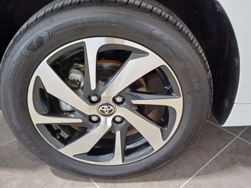 2023 Toyota Starlet 1.5 XS Manual For Sale in KZN